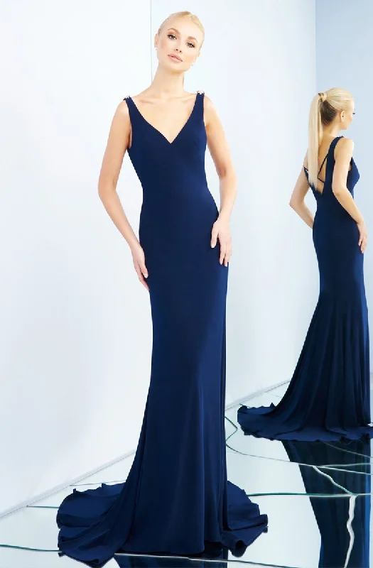 Sleeveless Dress With Spaghetti StrapsIeena Duggal - Sleeveless V-neck Jersey Trumpet Dress 2050ISC