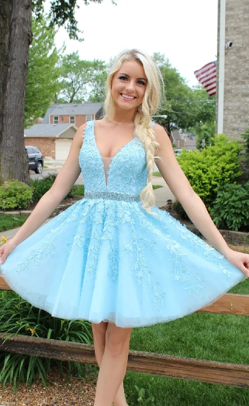 flashy party dressesKnee Length V-neckline Blue Lace Homecoming Dress