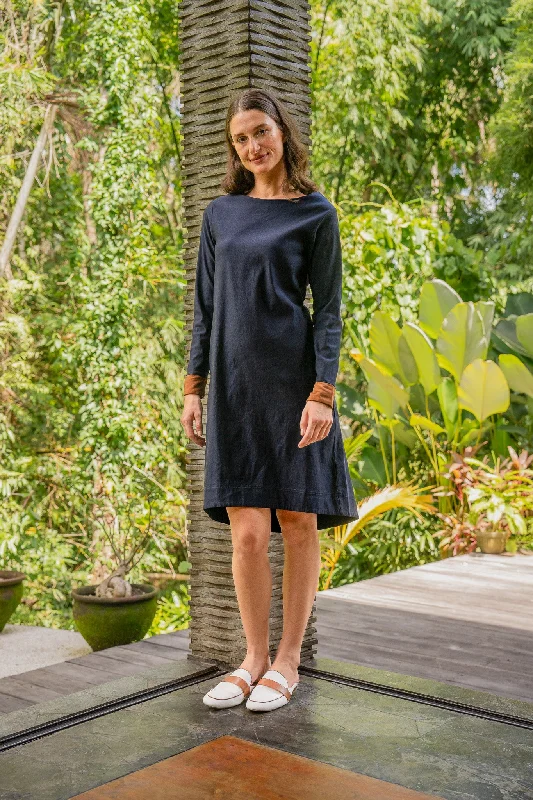 Flirty Lace Long Sleeves DressBoatneck Ponte Long Sleeve Dress in Navy