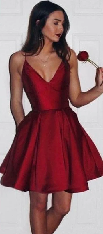 pool party dressesKnee Length Spaghetti Straps Burgundy Homecoming Dress