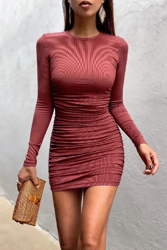 Flowing Maxi Long Sleeves DressYasmine Long Sleeve Ruched Knit Dress - Wine