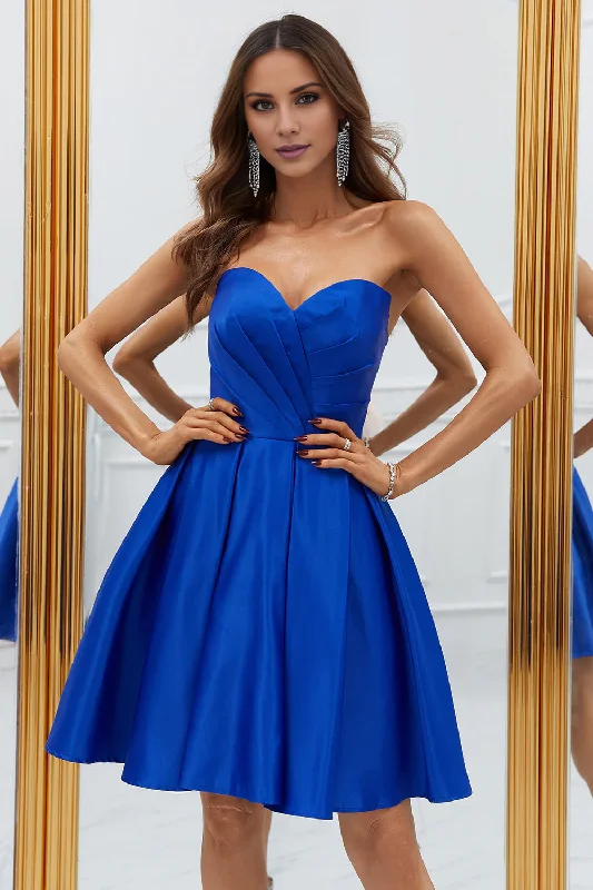 tall party dressesBlue A-line Sweetheart Swinging Short Homecoming Dress