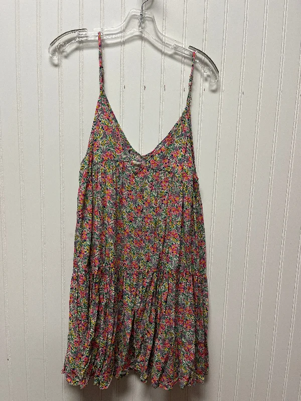 women's hourglass figure dressesDress Casual Short By Natural Life In Floral Print, Size: M